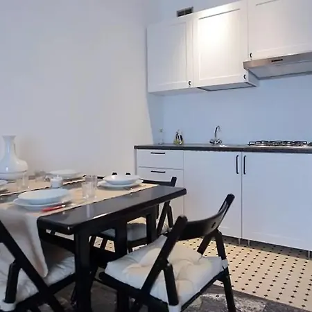 Seaview Rapallo's Heart Skyline アパート ラッパロ